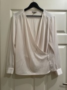 Biała kopertowa bluzka H&M satynowa elegancka r. 48