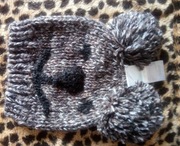 Czapka z pomponami nowa