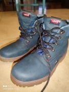 Trzewiki LEVI'S r. 39