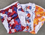 Zestaw trzech majtek pieluch wielorazowego użytku w rozm L 