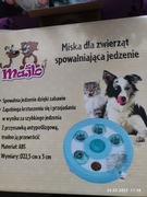 Miska dla zwierząt spowalniająca jedzenie.