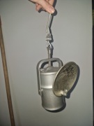 Lampa karbidowa górnicza