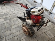 Glebogryzarka 7hp stan dobry. Nowy silnik