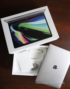 Sprzedam MacBooka Pro 13.3 cala z procesorem M1, 8GB RAM, dysk 512 GB