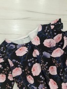 Bluzeczka w kwiatki z falbankami 