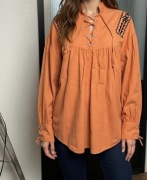 Etniczna pomarańczowa koszula boho z ręcznym haftem tribal