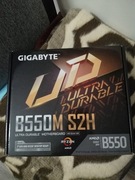Gigabyte B550M S2H - pudełko