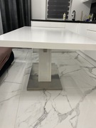 Stół na jednaj nodze z krzesłami,duży biały stół 