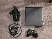 Konsola Xbox 360 + Pad + Gry