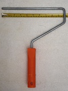 Uchwyt / rączka do wałka malarskiego.