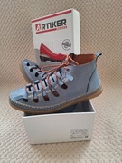 Półbuty  damskie ARKITER , kolor niebieski .