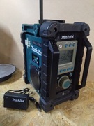 Radio Makita BMR100C z wbudowaną ładowarką i bluetooth 