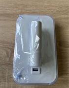 Kinkiet biały LED. Z wyjściem na USB