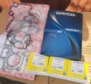 Sprzedam nowy zestaw do remontu silnika Citroen,Peugeot 1,0 puretech 