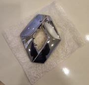 Znaczek emblemat przód Renault Clio V Captur II 