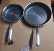 Komplet patelni solidnych 24 i 30 cm indukcja gaz