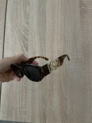 Niesamowite okulary przeciwstoneczne V czarne