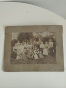 Stara fotografia dużej rodziny 