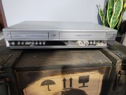 Magnetowid 6-cio głowicowy z DVD Combo Philips DVP3100V/02