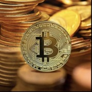 Bitcoin - moneta kolekcjonerska BTC w opakowaniu - złota lub srebrna