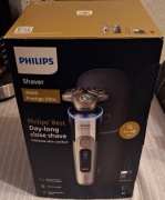 Philips i9000 Prestige Ultra