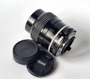 Nikkor 105 mm f2.5 AI super stan 