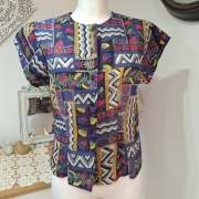 Crystals bluzka S wiskoza kolorowa geometryczna guziki krótki rękaw