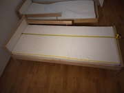 Łóżko dziecięce Ikea Sniglar z materacem Vyssa i spodem Löroy (L)