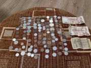 Stare monety  plus banknot