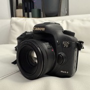 Canon EOS 7D Mark II (body )
