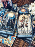 Stained glass tarot tarot światła i cieni witraż 