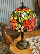 Lampa stołowa biurkowa witrażowa TIFFANY, ręcznie robiona styl wiktoriański