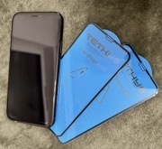 iPhone XR w dobrym stanie + akcesoria gratis