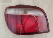 Lampa Toyota Yaris I P1 lewy tył lewa 99-02 Francja przed liftingiem tylna