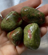 UNAKIT SZLIFOWANY OTOCZAK 30 g