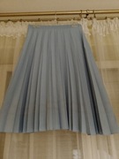 Spódnica niebieska rozkloszowana z plisami rozm. L