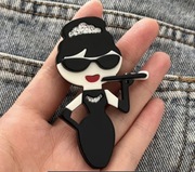 Audrey Oryginalna broszka z akrylu 