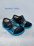 Niebieskie buciki kapcie sandałki chłopięce na co dzień dla chłopca rzepy