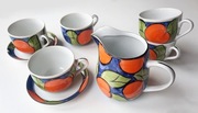 Kolorowy serwis do kawy PRL – filiżanki z dzbankiem, ręcznie malowany wzór