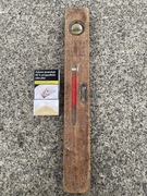 Poziomica murarska stara lata 60