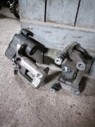 Sprzedam tarcze, zaciski hamulcowe do Peugeot 308T9,tył!