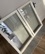 Drewniane okna 90x135 i 80x135, 2-szybowe, rozwierne/rozwierno-uchylne