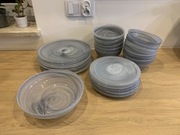 Zestaw talerzy ręcznie malowanych