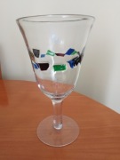 Kielich z kolorowymi szkielkami 