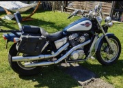 Motocykl Honda Schadow VT1100