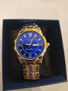 Męski zegarek z rzymskimi cyframi. Idealny na urodziny lub walentynki