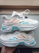 Sneakersy męskie rozmiar 42,5