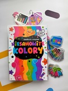 Edukacyjna książeczka na rzepy “Niesamowite kolory” 