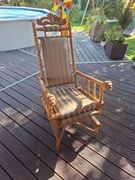 Fotel bujany z podnóżkiem- nowa tapicerka