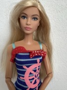 Barbie looks ciałko artykułowane od Barbie Toy Story 4.